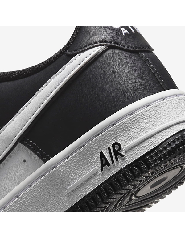 GS NIKE AIR FORCE 1 07 BLACK WHITE